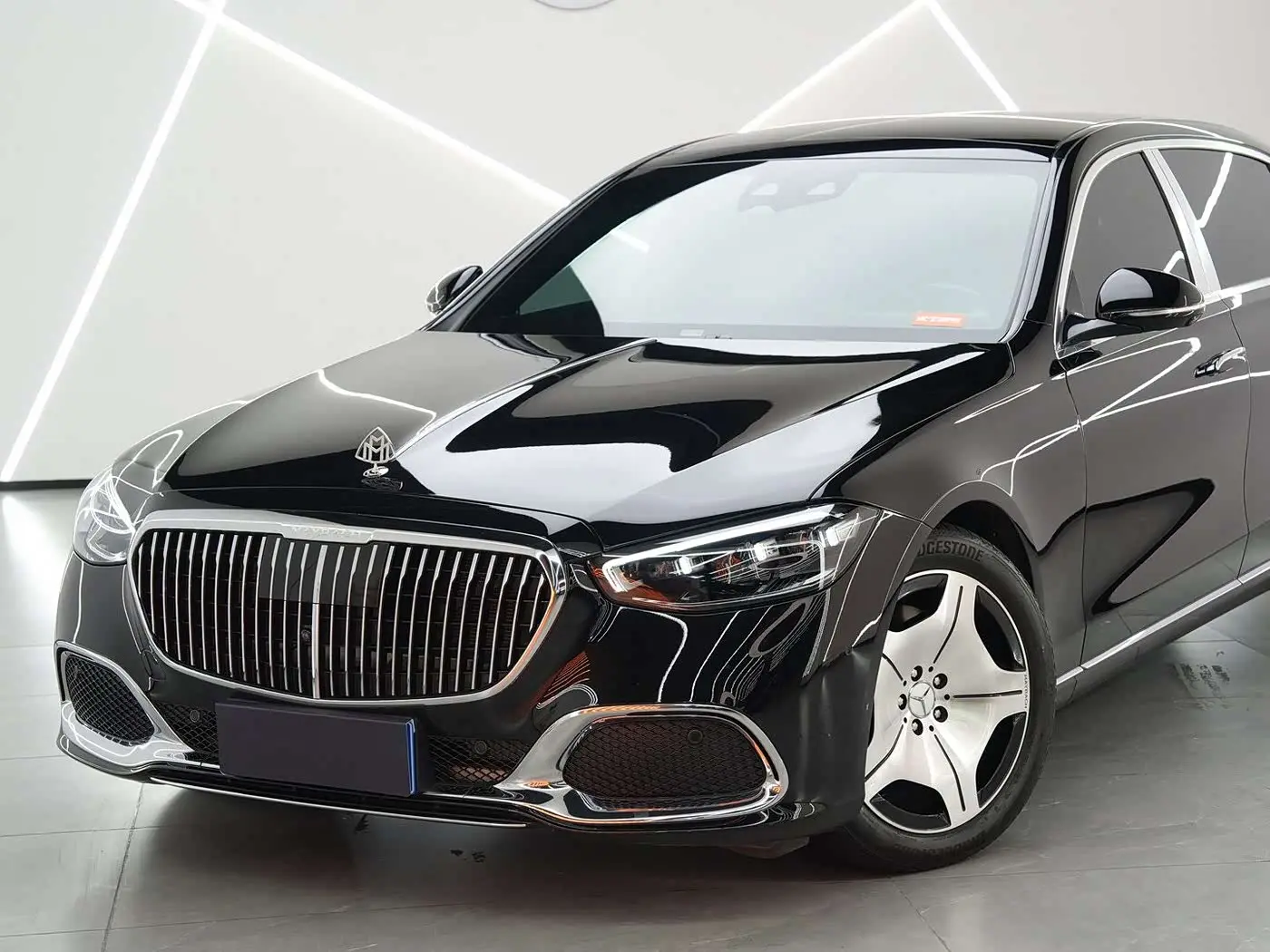 Mercedes-Benz Maybach S-Class 2023 — Фото 5/20