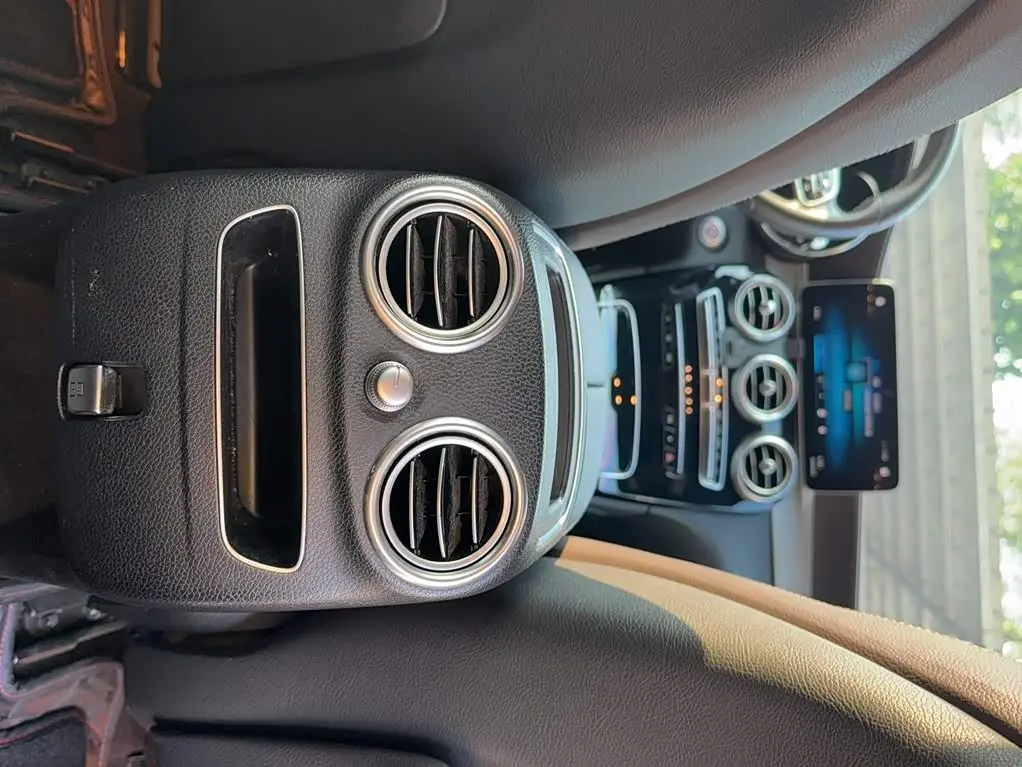 Mercedes-Benz GLC 2020 — Фото 18/18