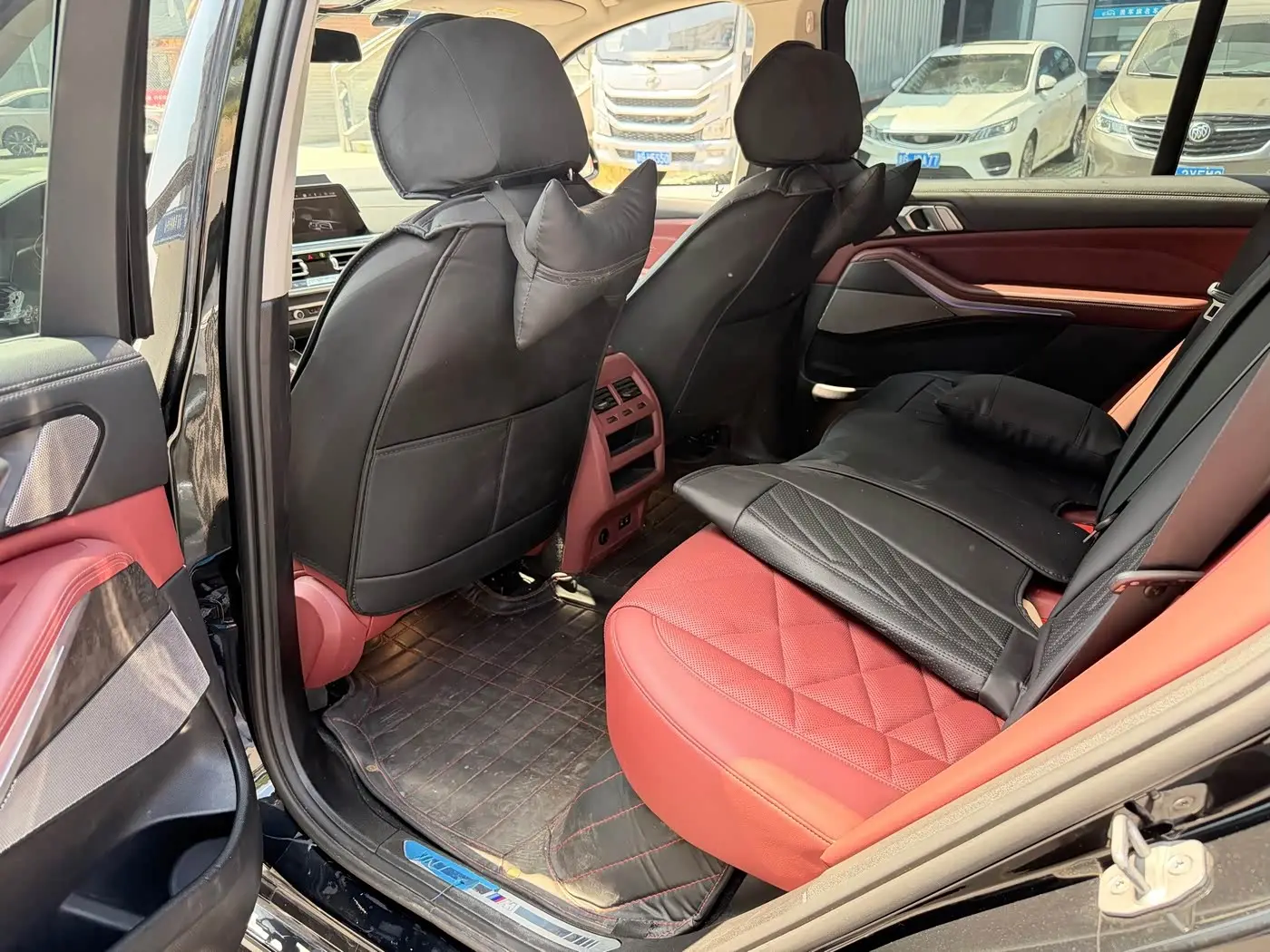 BMW X5 2023 — Фото 6/11