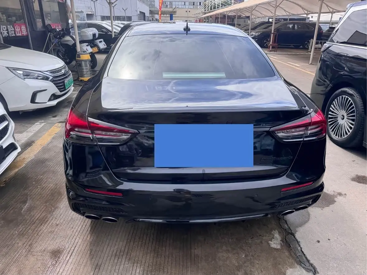 Maserati Quattroporte 2014 — Şəkil 5/6