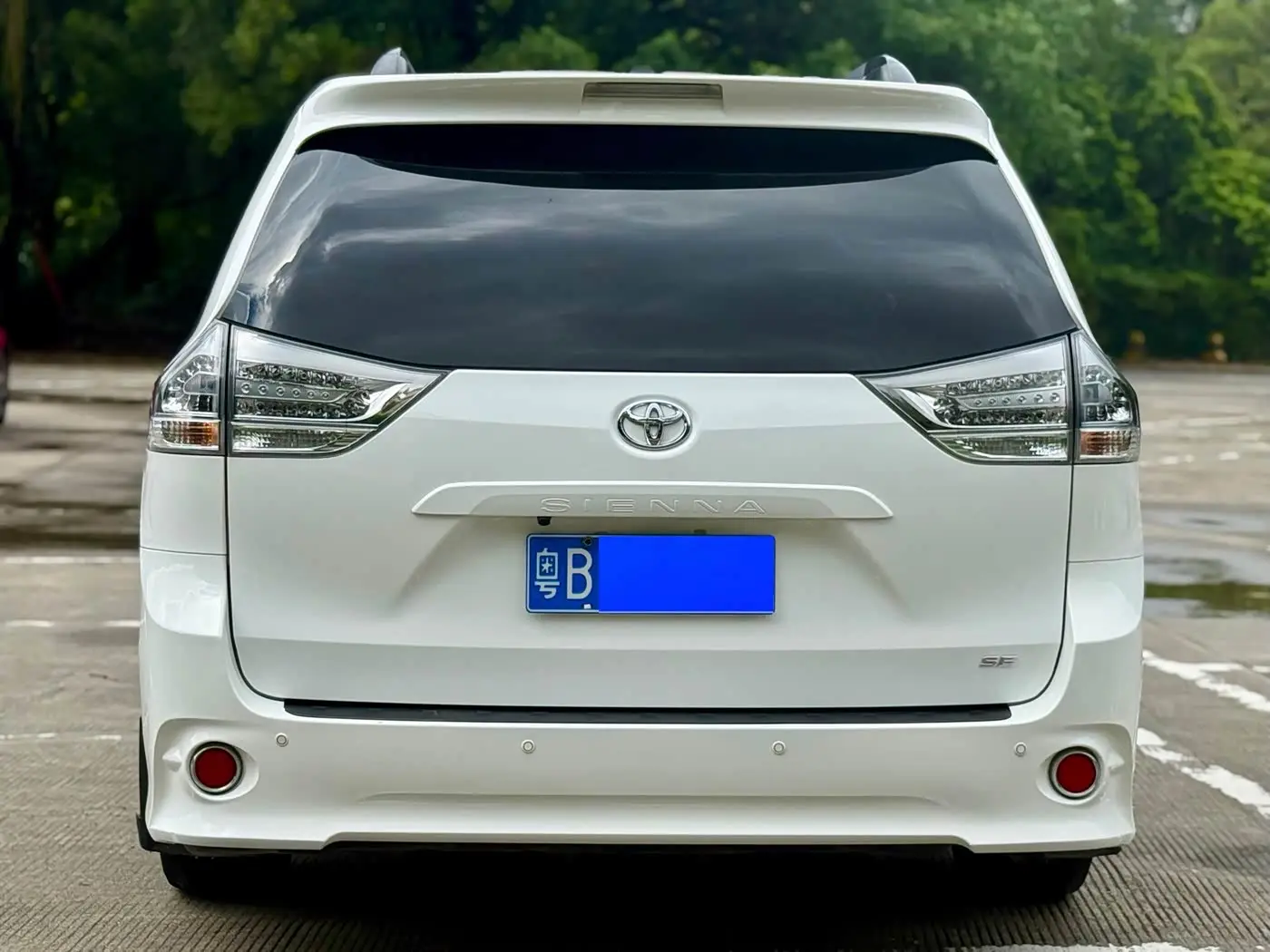 Toyota Sienna 2017 — Photo 4/19