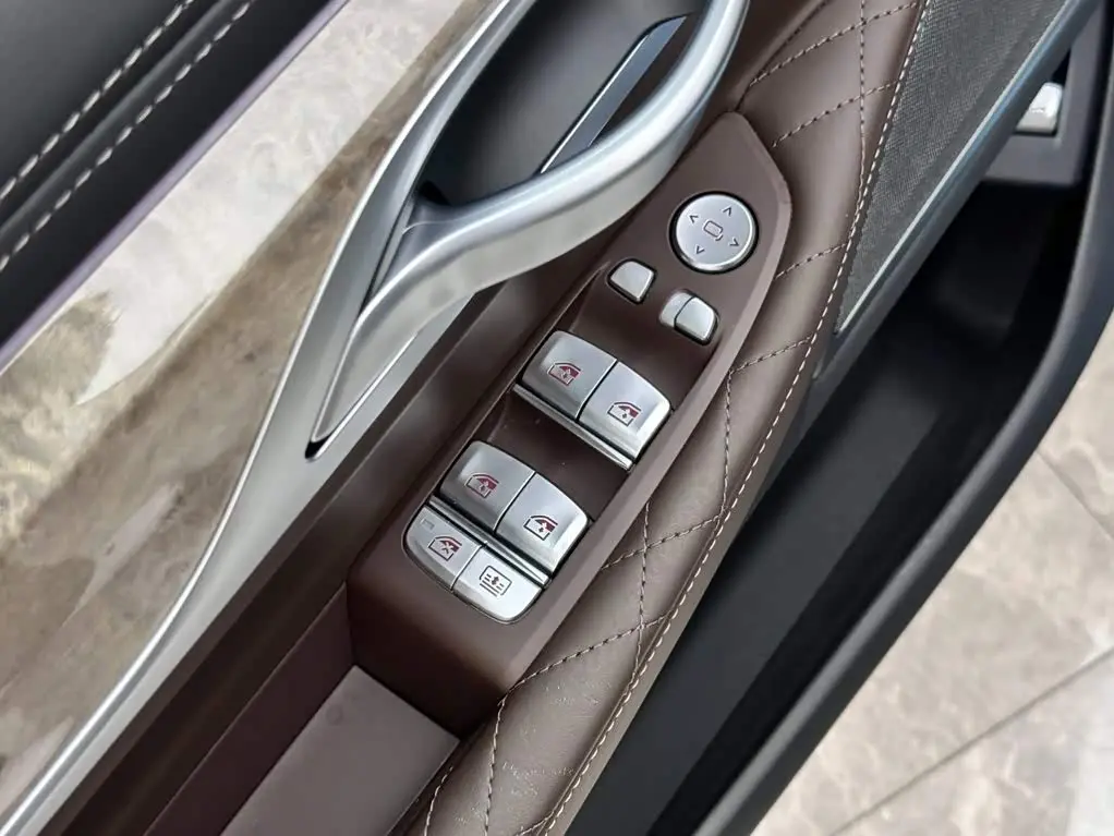BMW 7 Series 2021 — Şəkil 16/20