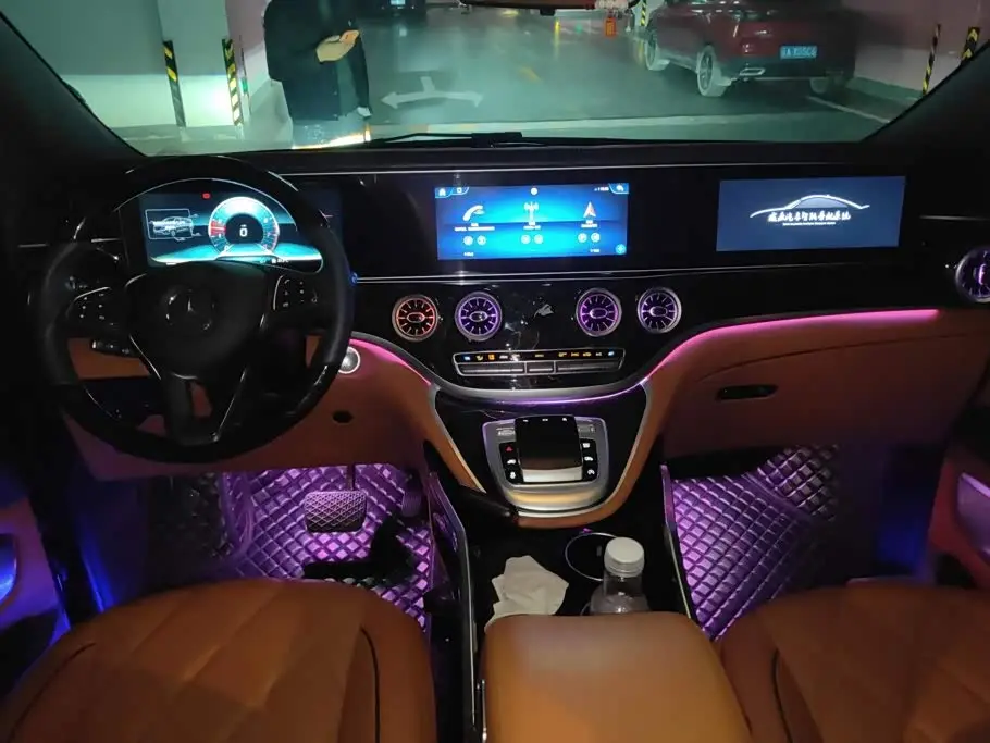Mercedes-Benz Vito 2024 — Photo 12/16