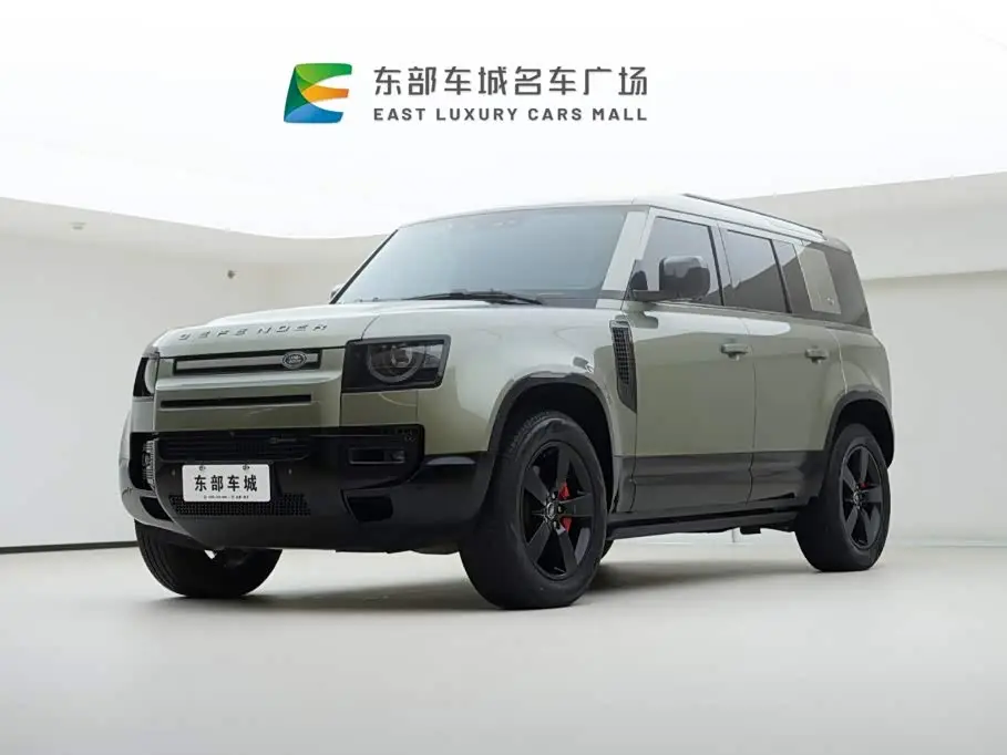 Land Rover Defender 2022 — Фото 1/20