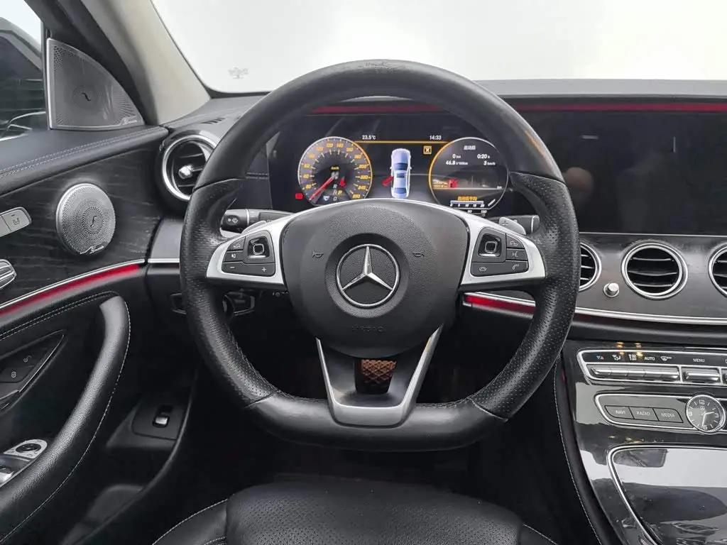 Mercedes-Benz E-Class 2017 — Фото 11/20