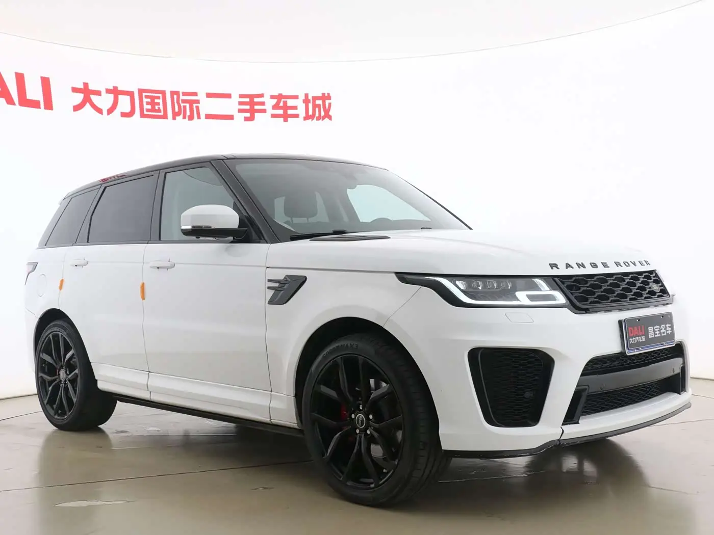 Land Rover Range Rover Sport 2017 — Фото 3/20