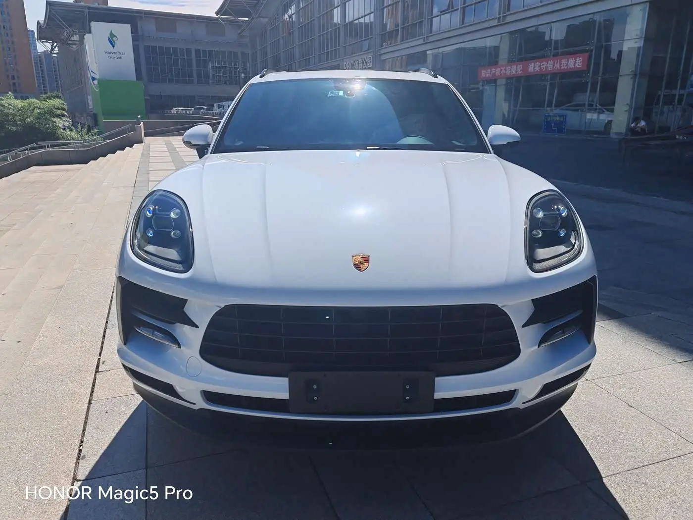 Porsche Macan 2021 — Photo 4/16