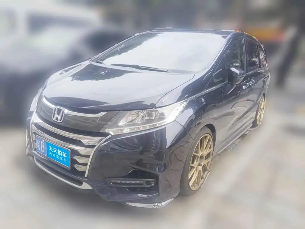 Honda Odyssey 2018 — Photo 1/13