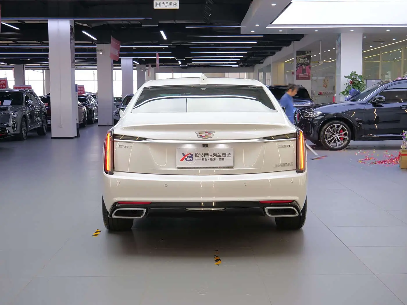 Cadillac CT6 2024 — Photo 6/19