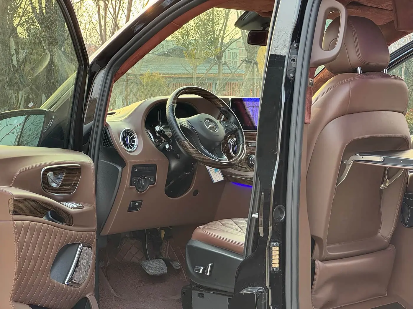 Mercedes-Benz Vito 2021 — Photo 7/17