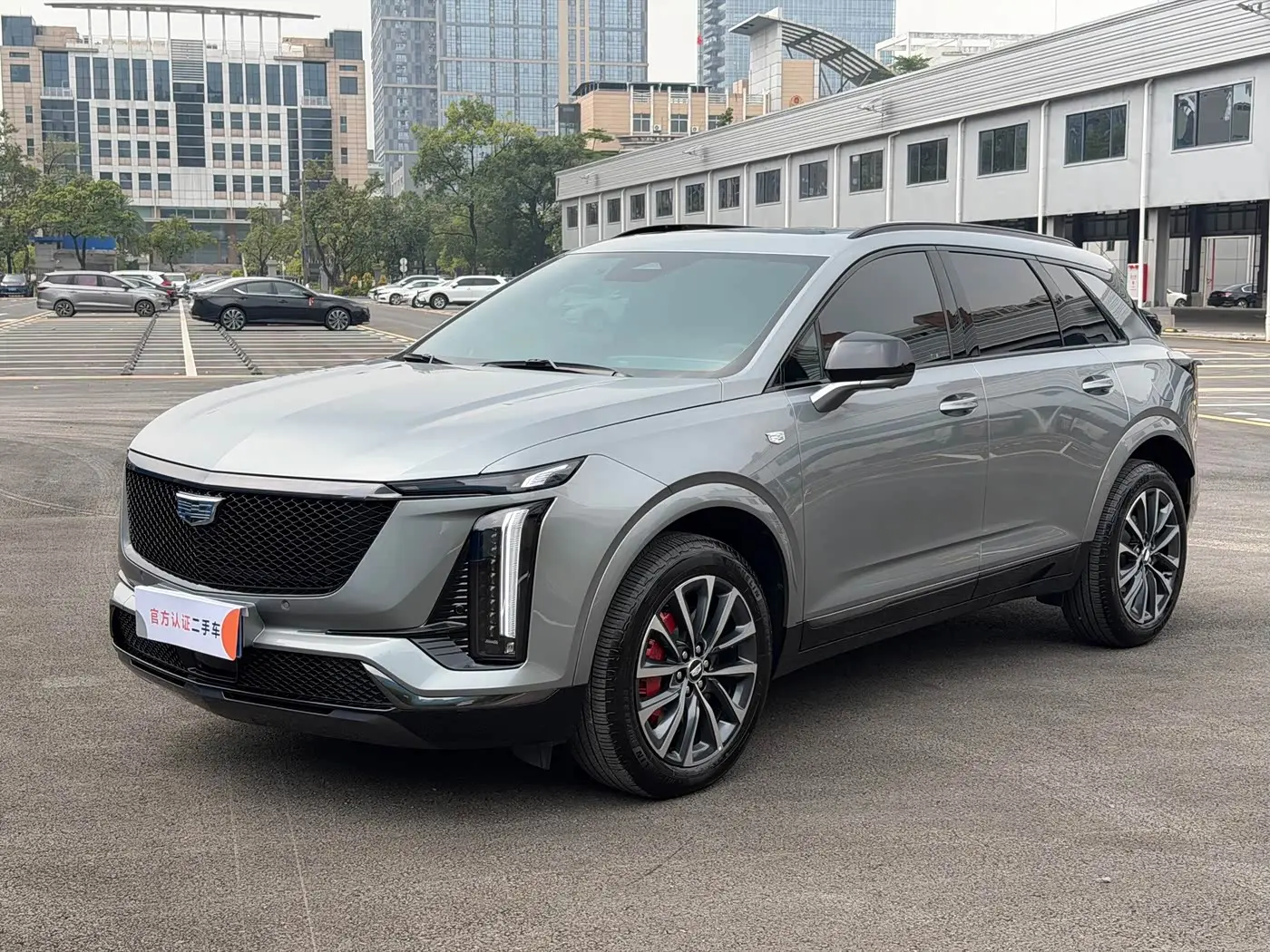 Cadillac XT5 2024 — Photo 1/14