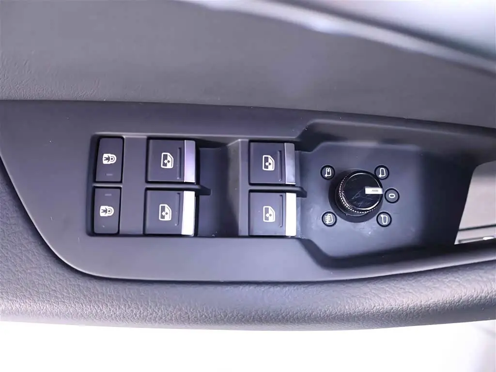 Audi A6L 2021 — Photo 17/20