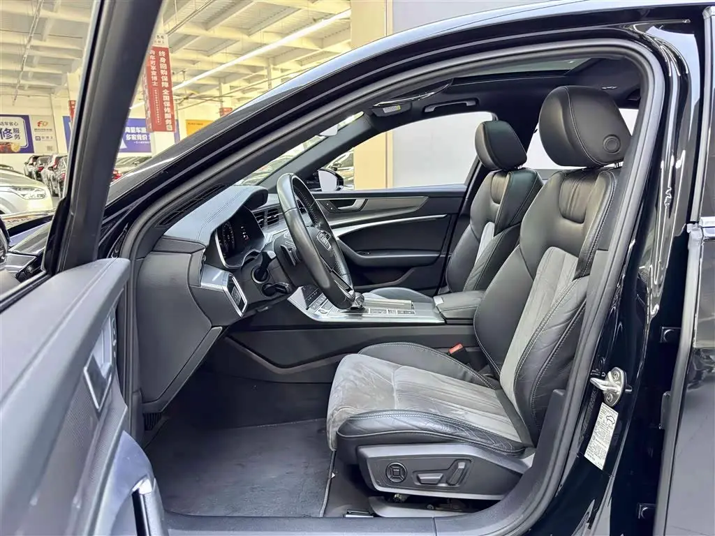 Audi A6L 2021 — Photo 9/15