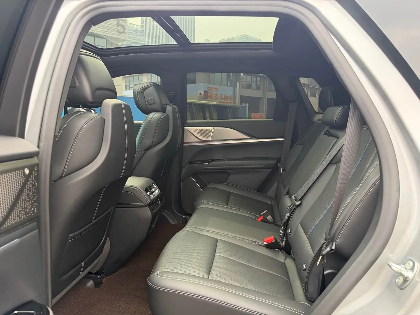 Cadillac XT5 2024 — Photo 5/14