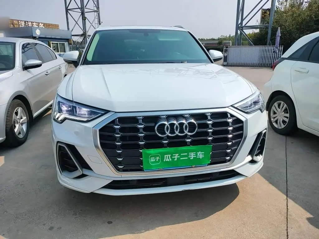 Audi Q3 2023 — Фото 3/20