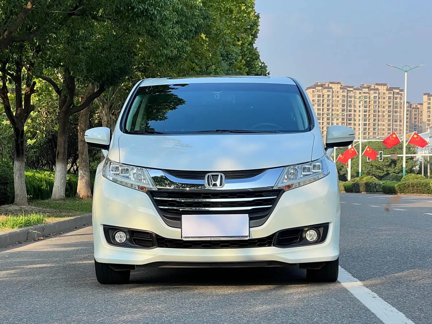Honda Odyssey 2017 — Photo 2/20