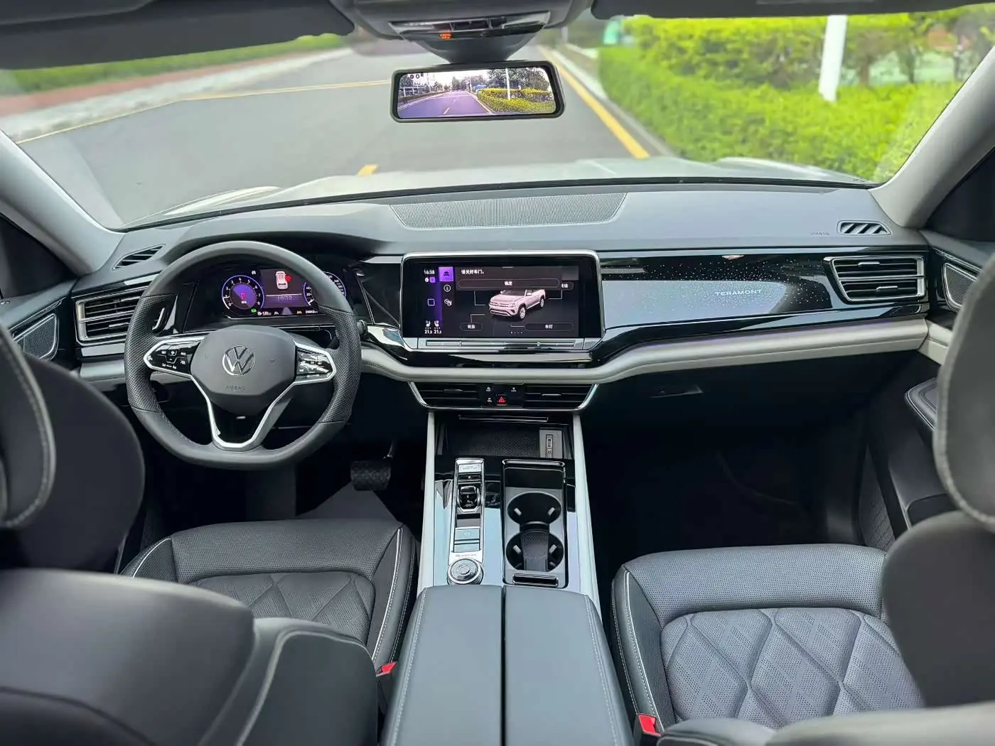 Volkswagen Teramont 2024 — Photo 7/9