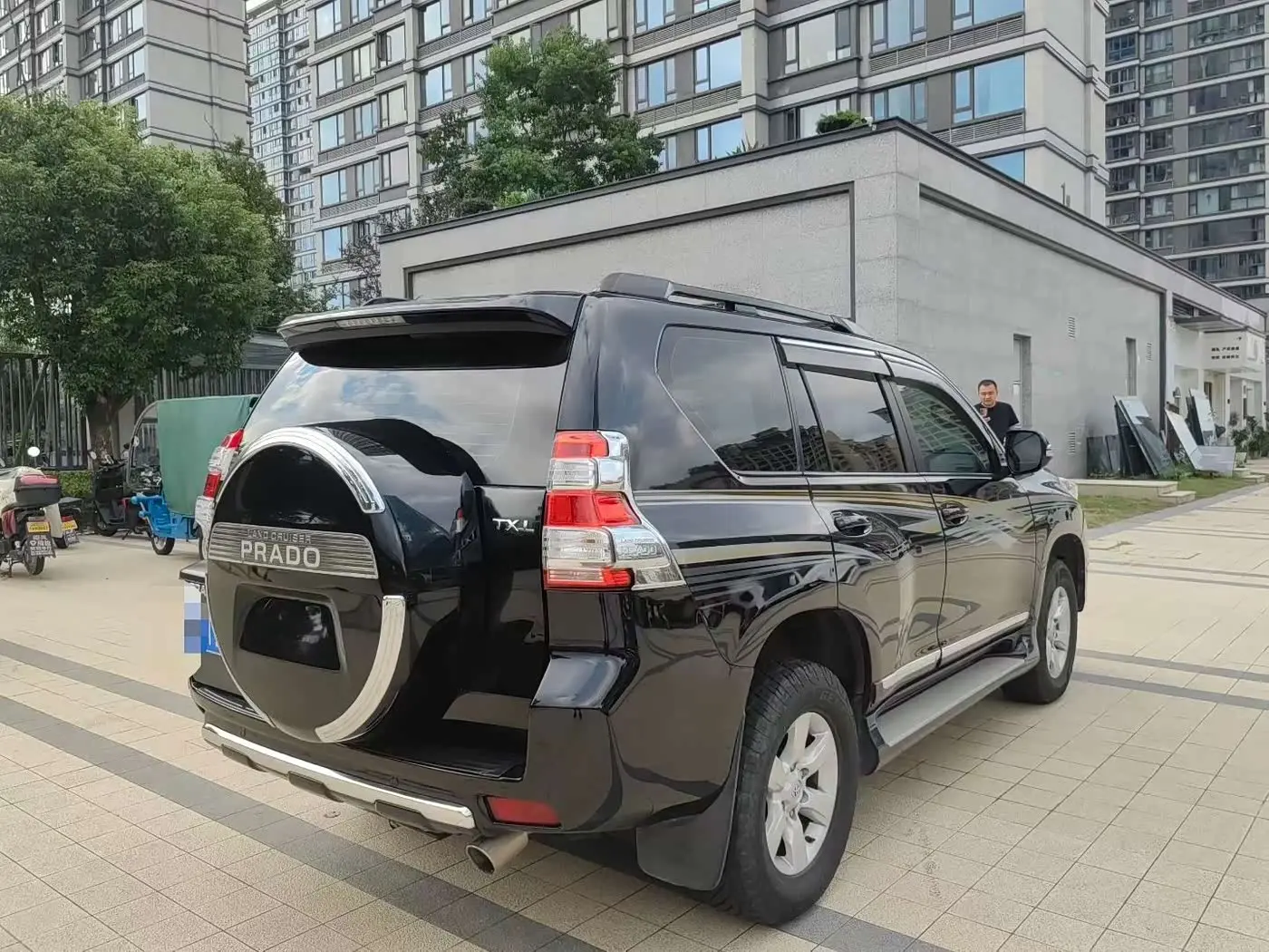 Toyota Prado 2016 — Photo 9/9