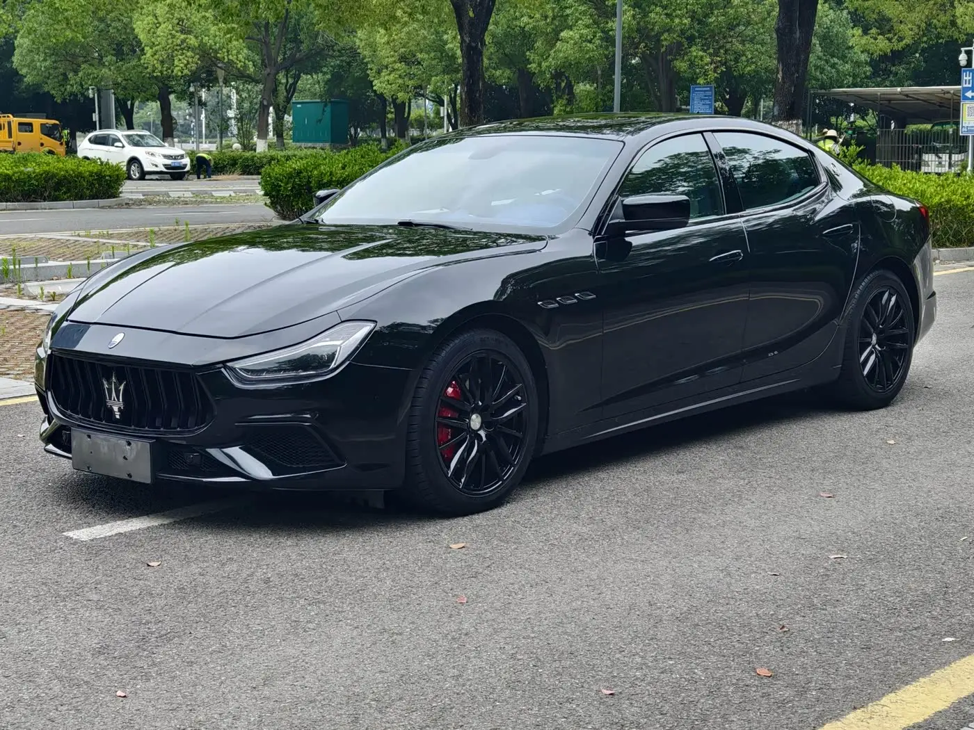 Maserati Ghibli 2015 — Photo 1/9