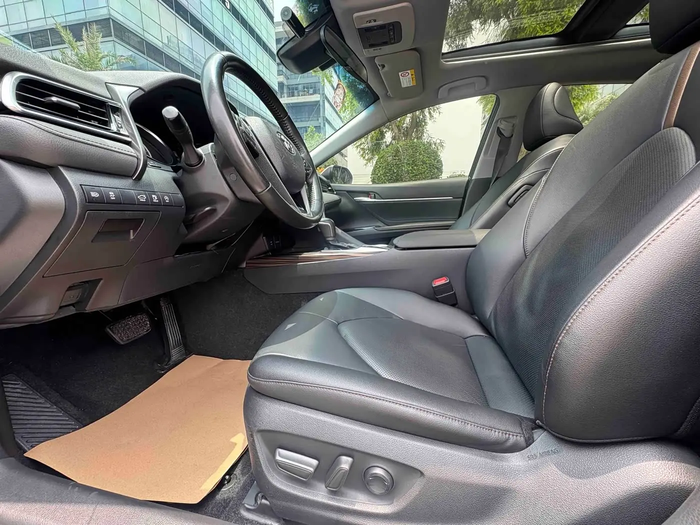 Toyota Camry 2019 — Photo 4/15