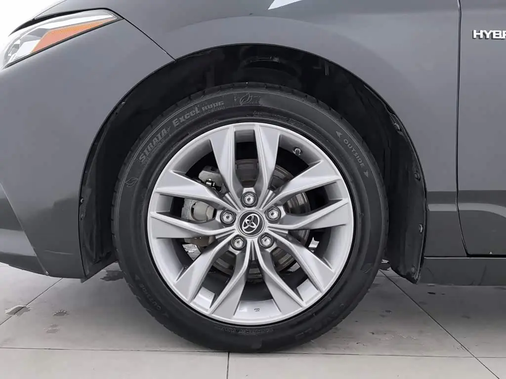 Toyota Avalon 2020 — Photo 17/20