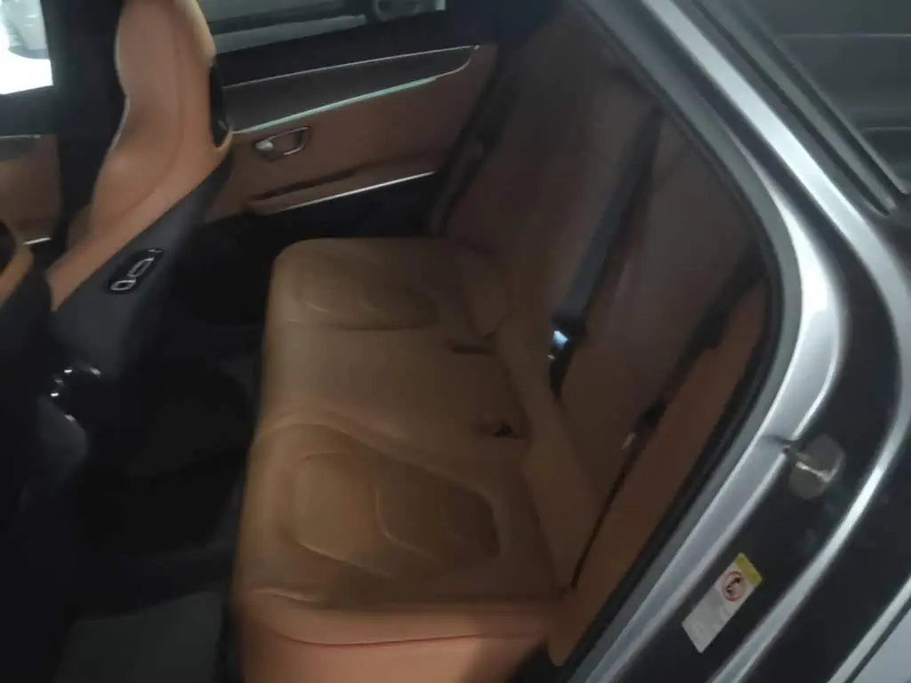 BYD Han 2022 — Photo 20/20