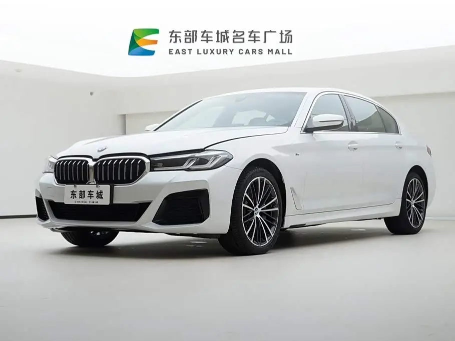 BMW 5 Series, 2022