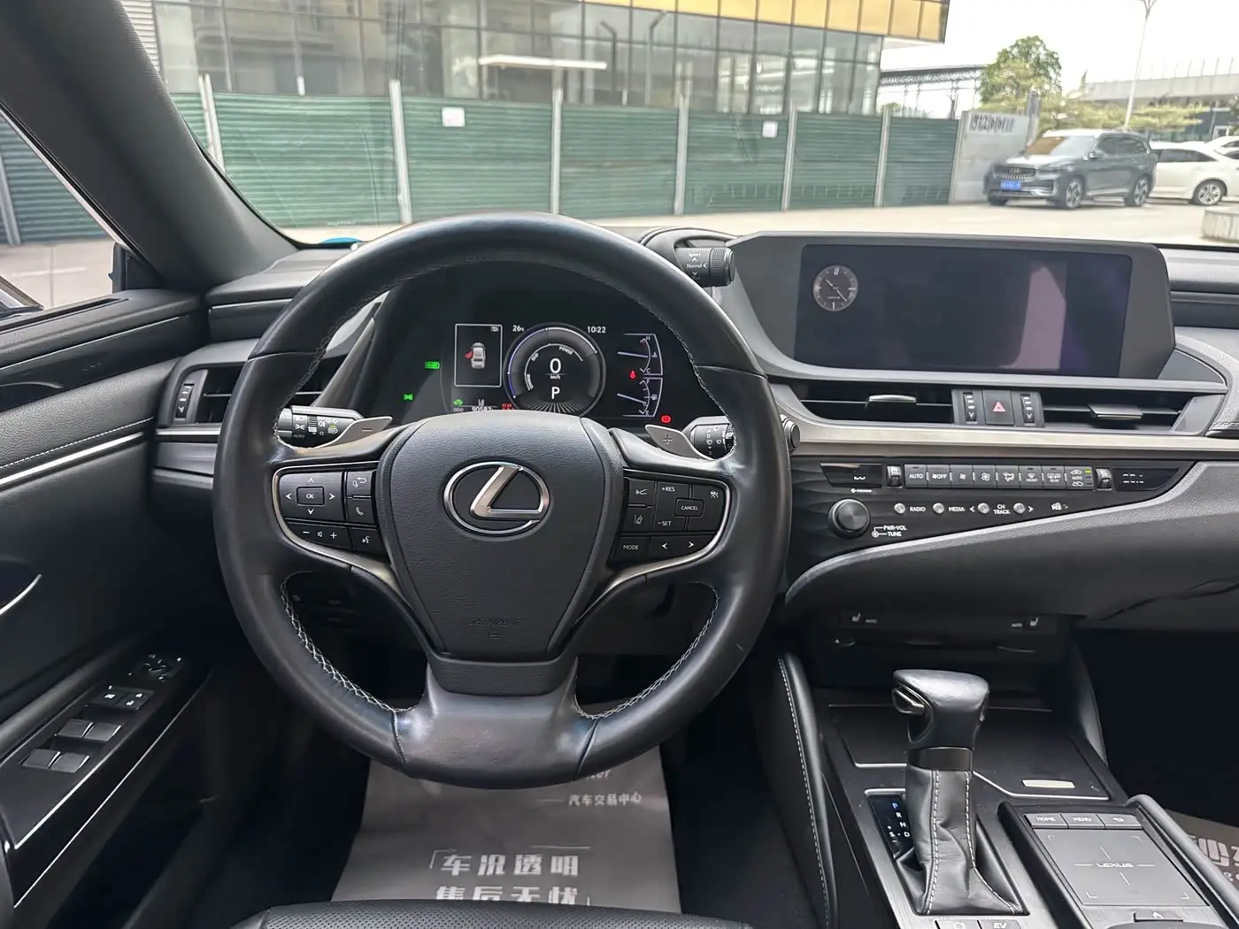 Lexus ES 2020 — Фото 8/20