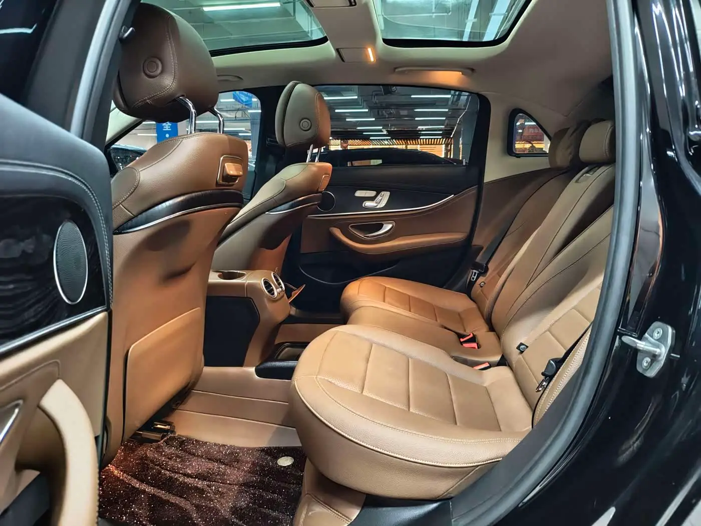 Mercedes-Benz E-Class 2018 — Фото 6/17