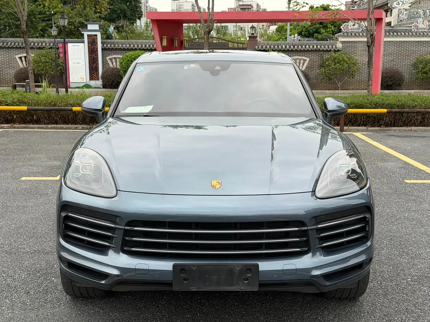 Porsche Cayenne 2018 — Фото 2/18