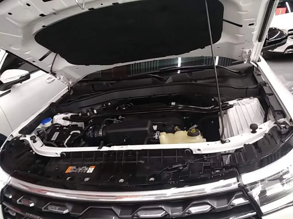 Ford Explorer 2022 — Photo 20/20