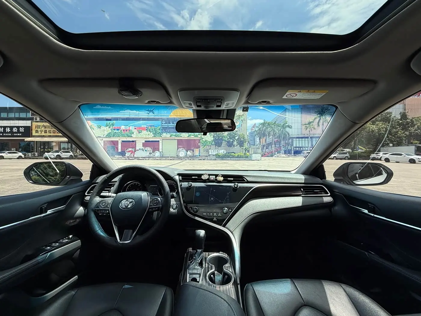 Toyota Camry 2020 — Şəkil 10/12
