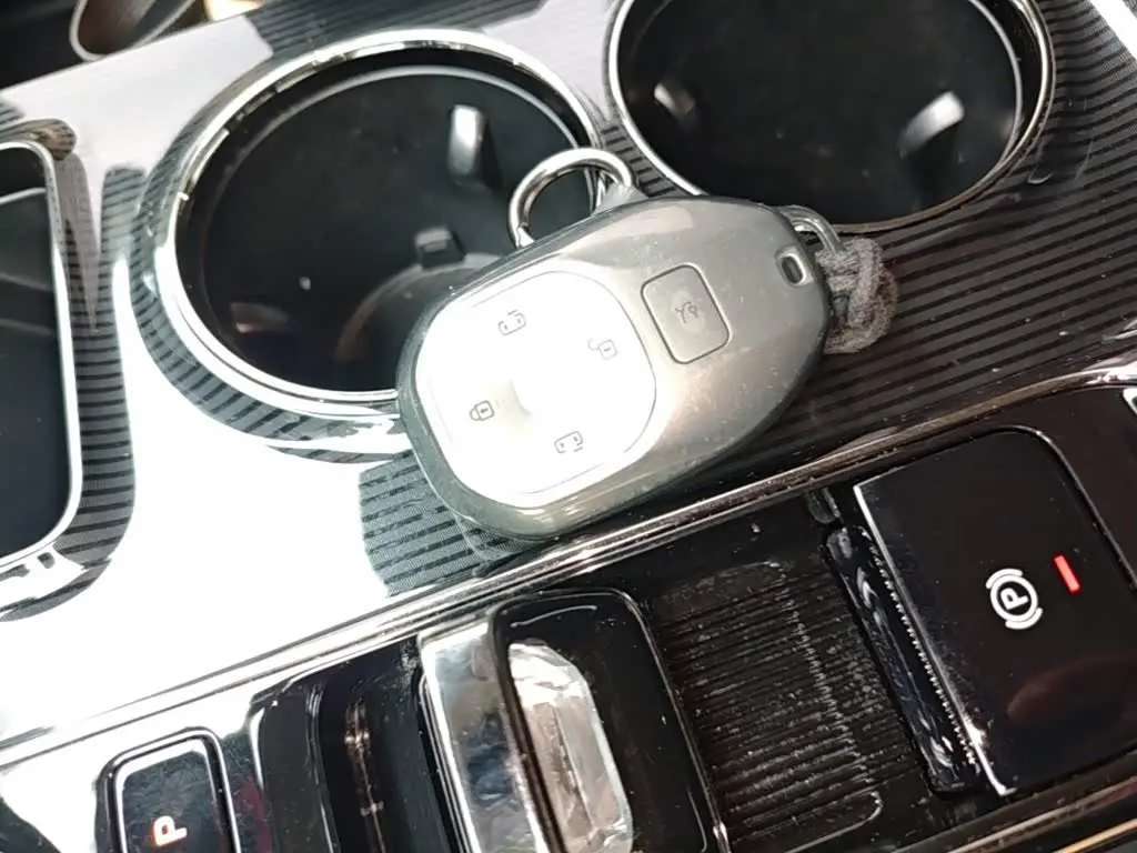 GAC Trumpchi Trumpchi E8 NEV 2025 — Şəkil 9/20