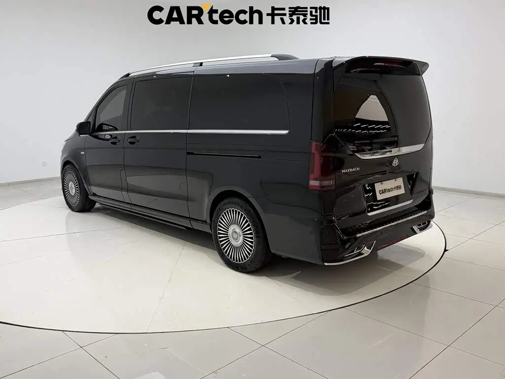Mercedes-Benz V-Class 2022 — Фото 7/20