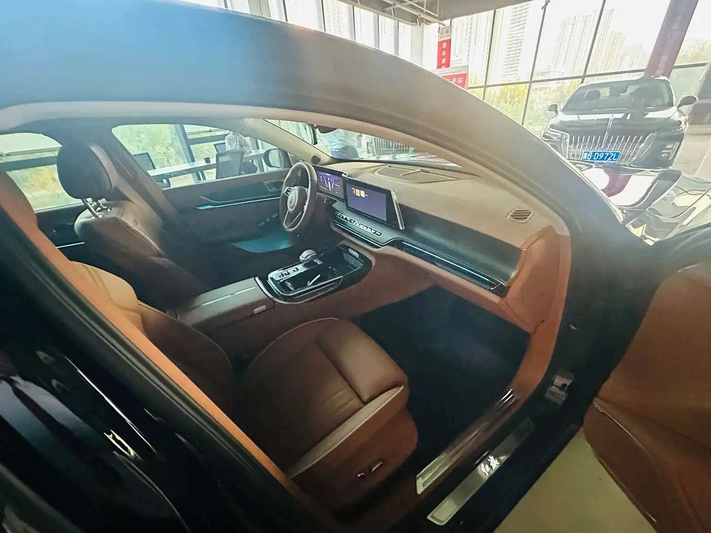 Hongqi H9 2026 — Photo 10/13