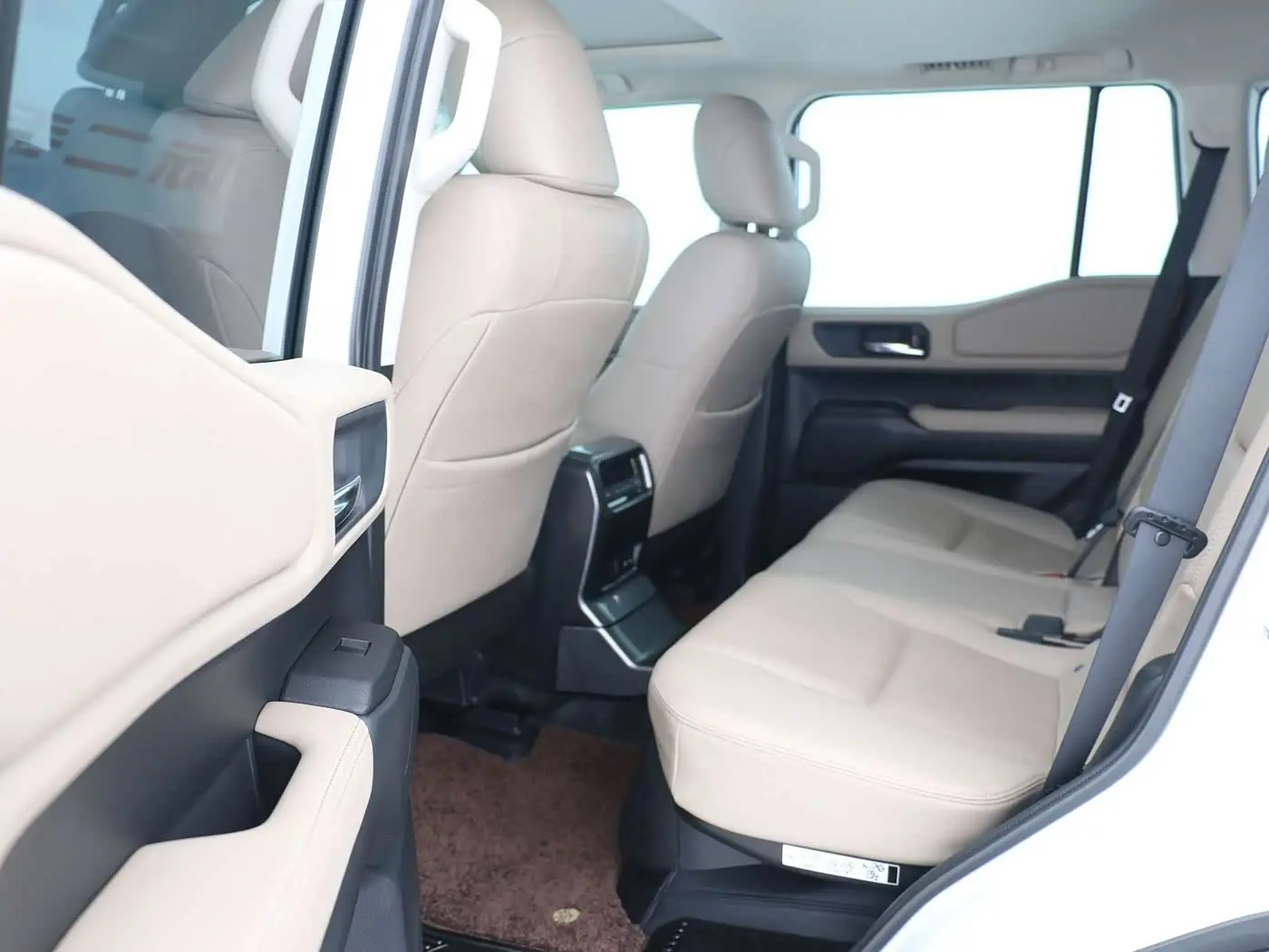 Toyota Prado 2024 — Photo 10/16