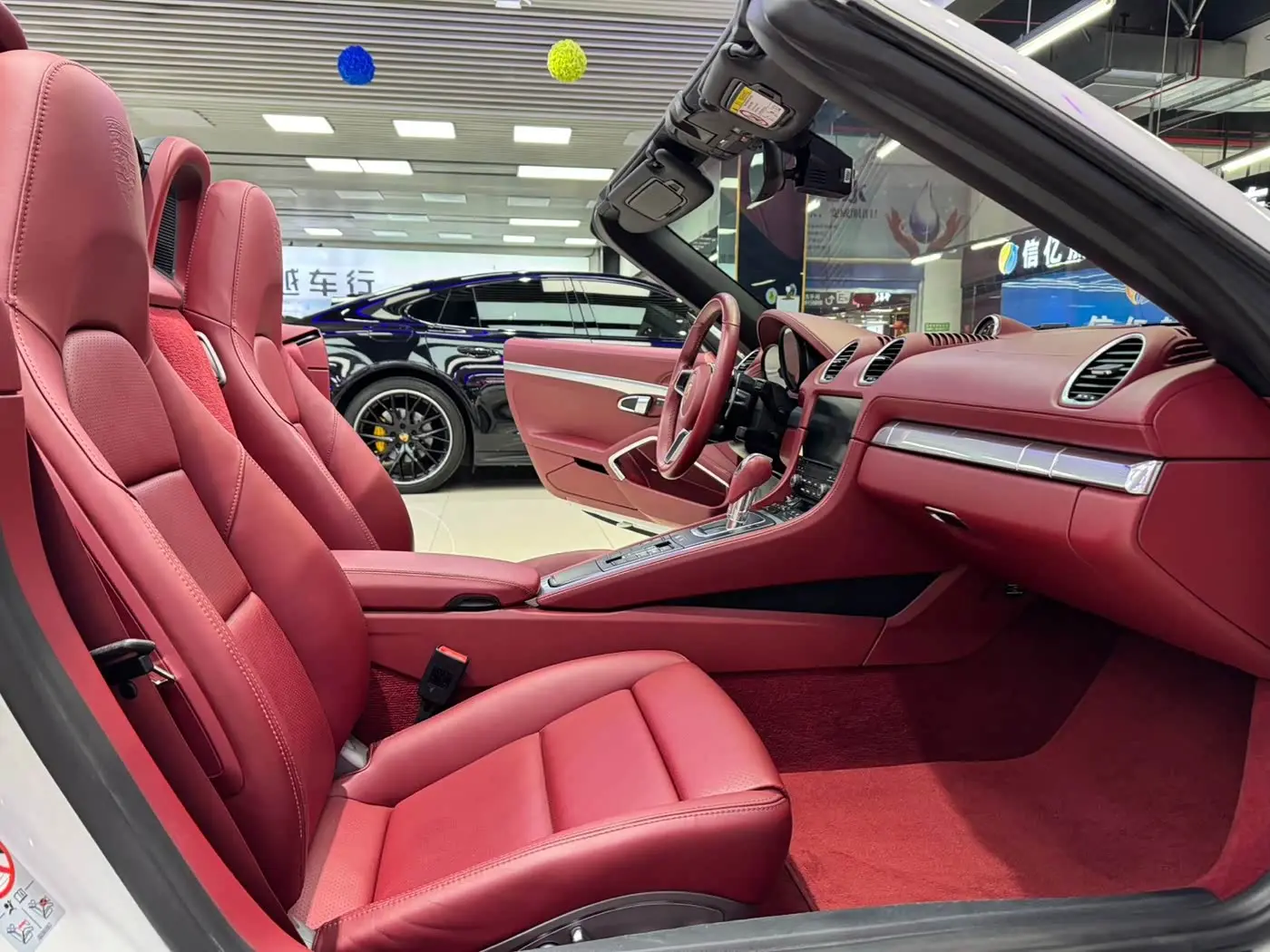 Porsche 718 2022 — Photo 11/15