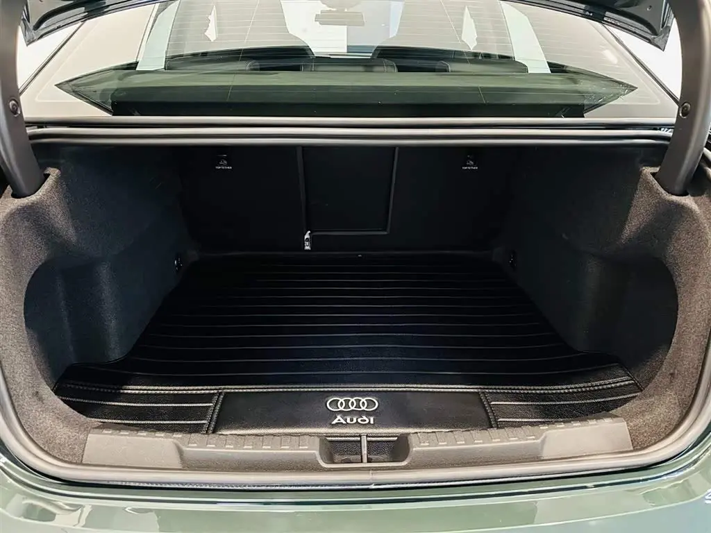 Audi A3 2024 — Photo 6/16