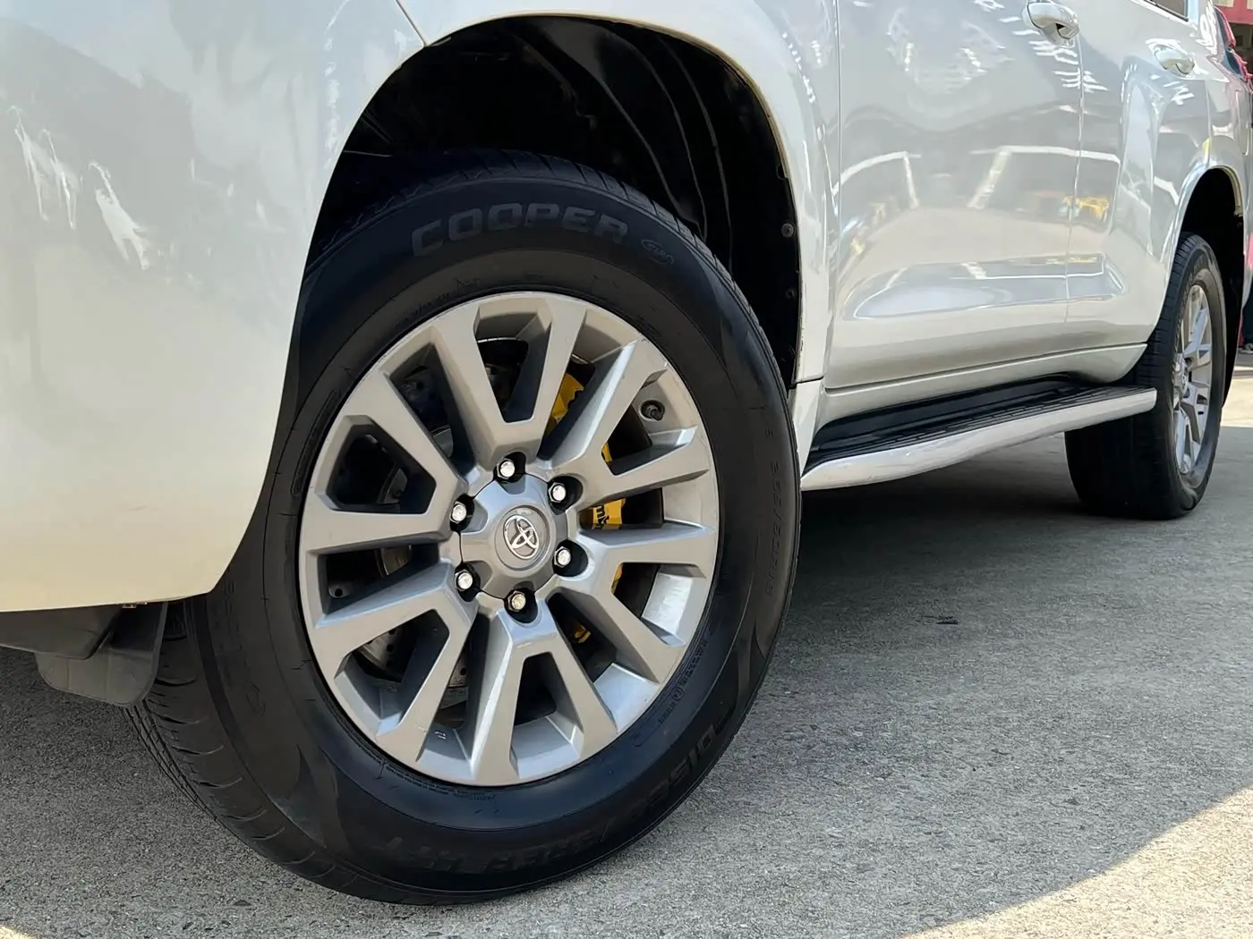 Toyota Prado 2019 — Фото 5/17