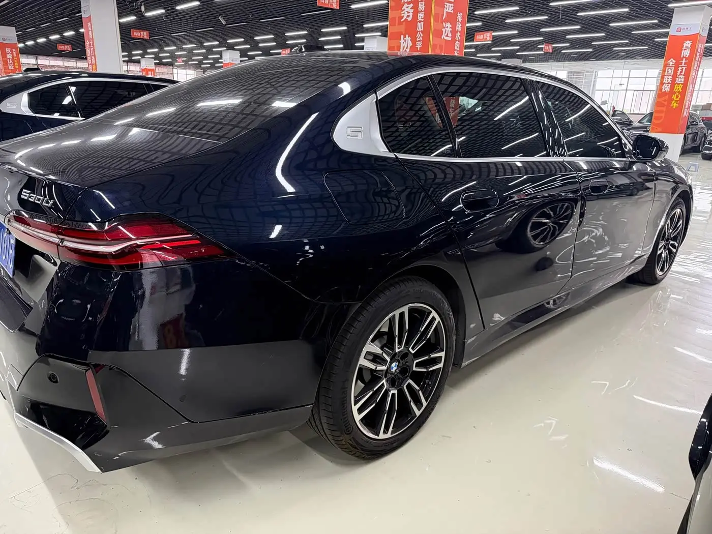 BMW 5 Series 2025 — Photo 4/9