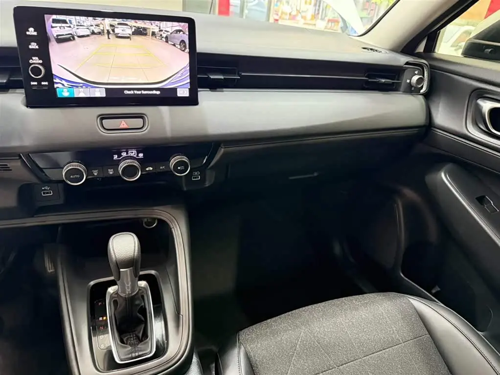 Honda Vezel 2024 — Photo 12/20