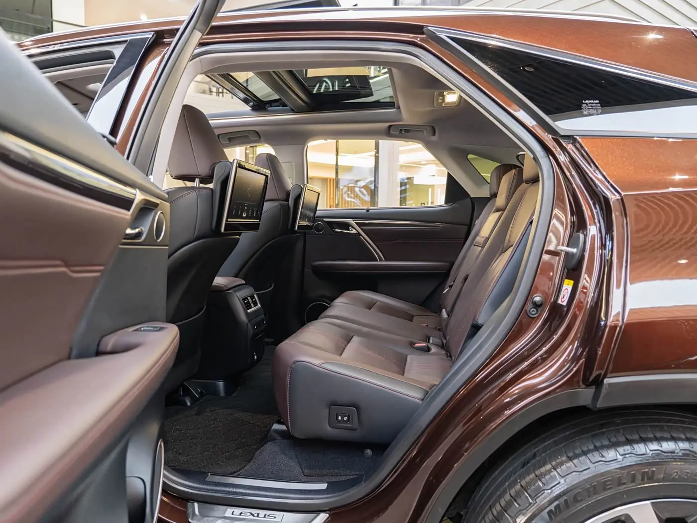 Lexus RX 2016 — Photo 10/20