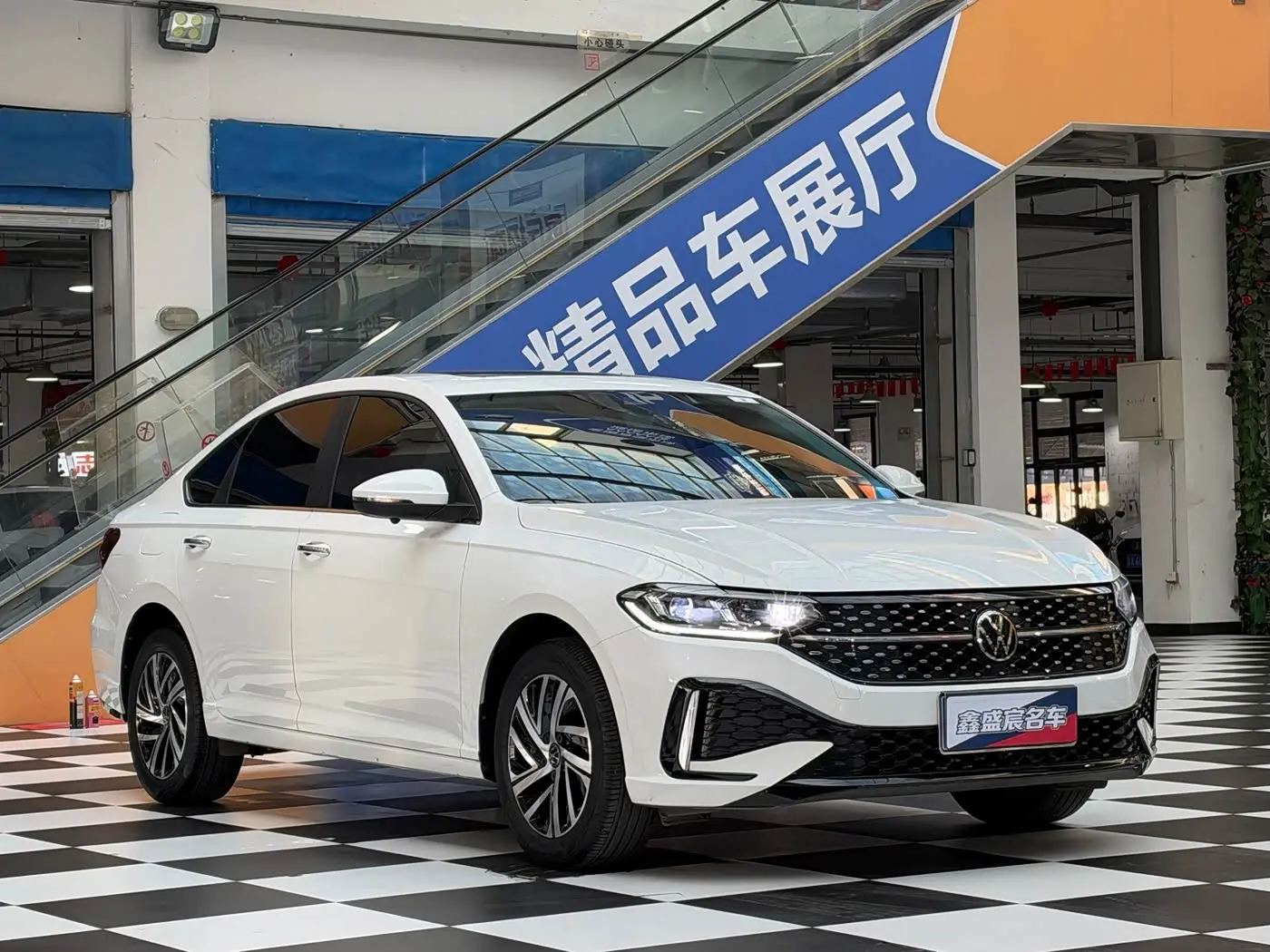 Volkswagen Lavida 2023 — Photo 3/19