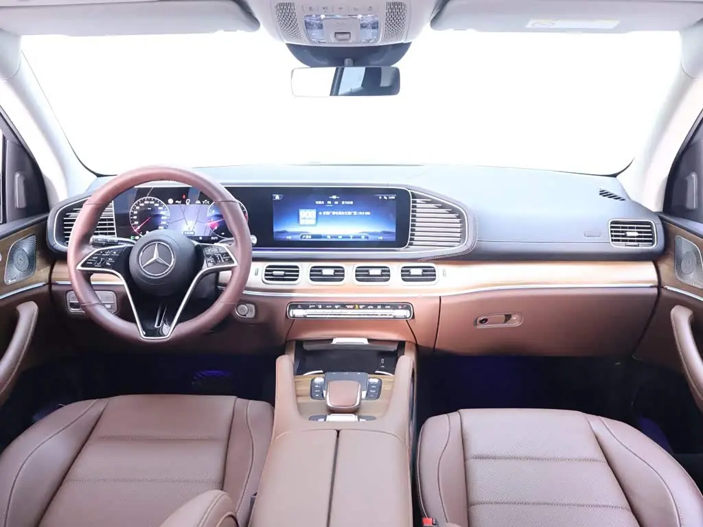 Mercedes-Benz GLE 2025 — Фото 13/20