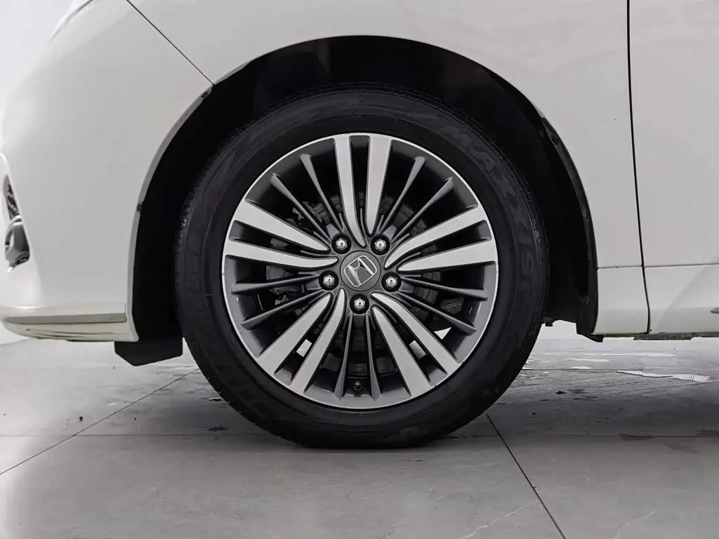 Honda Odyssey 2018 — Photo 17/20