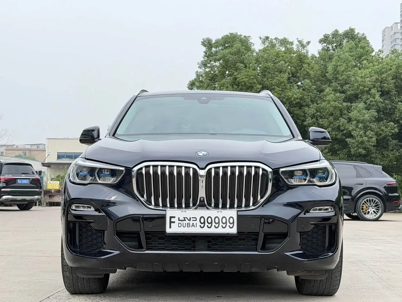 BMW X5 2020 — Photo 2/11