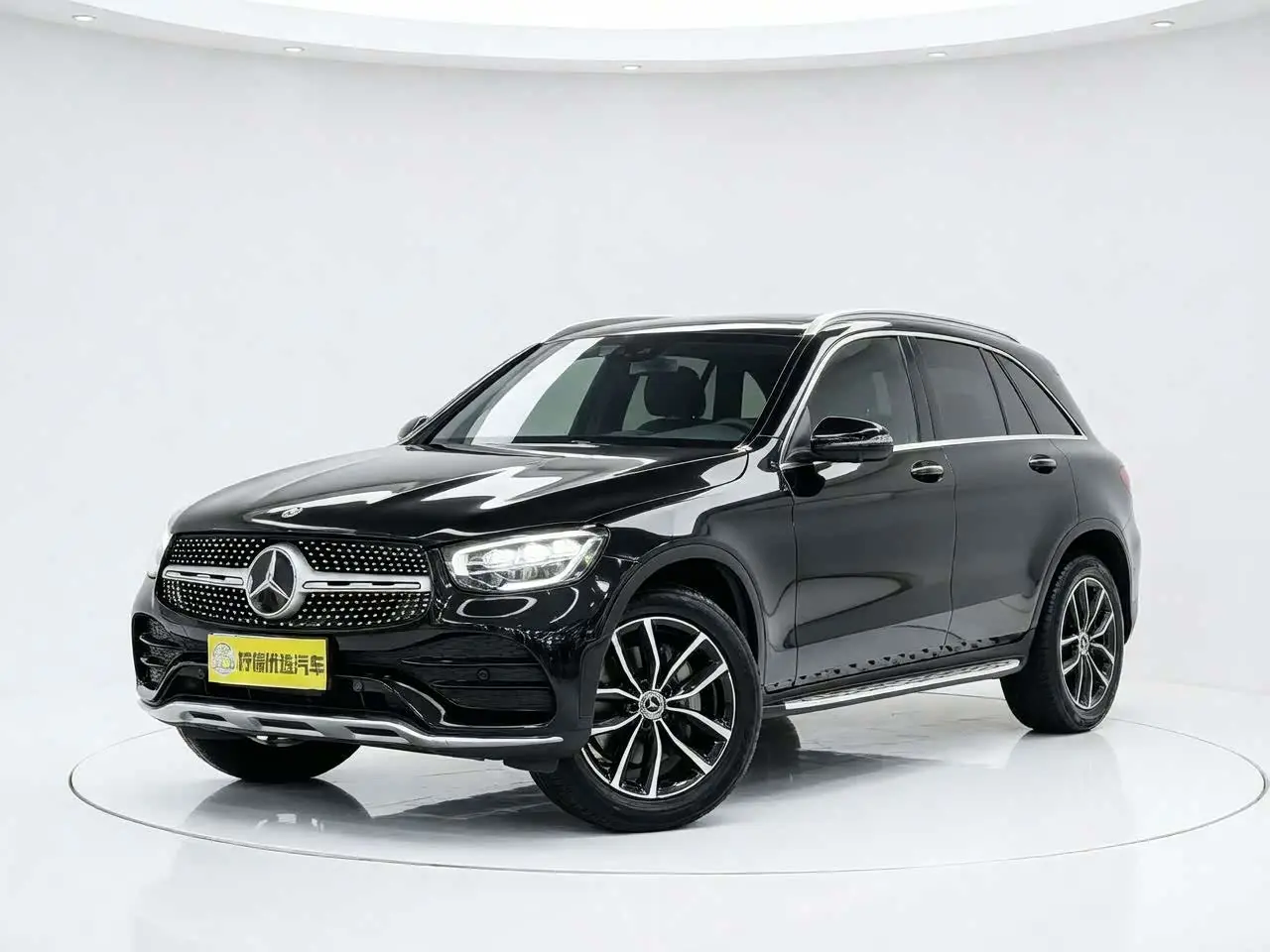 Mercedes-Benz GLC 2021 — Photo 1/20
