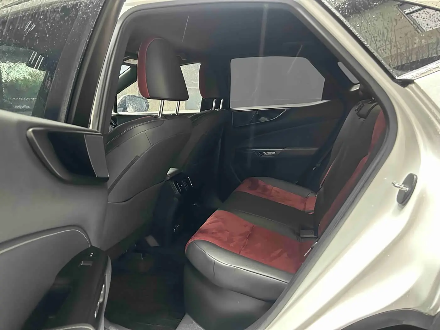 Lexus NX 2024 — Photo 5/20