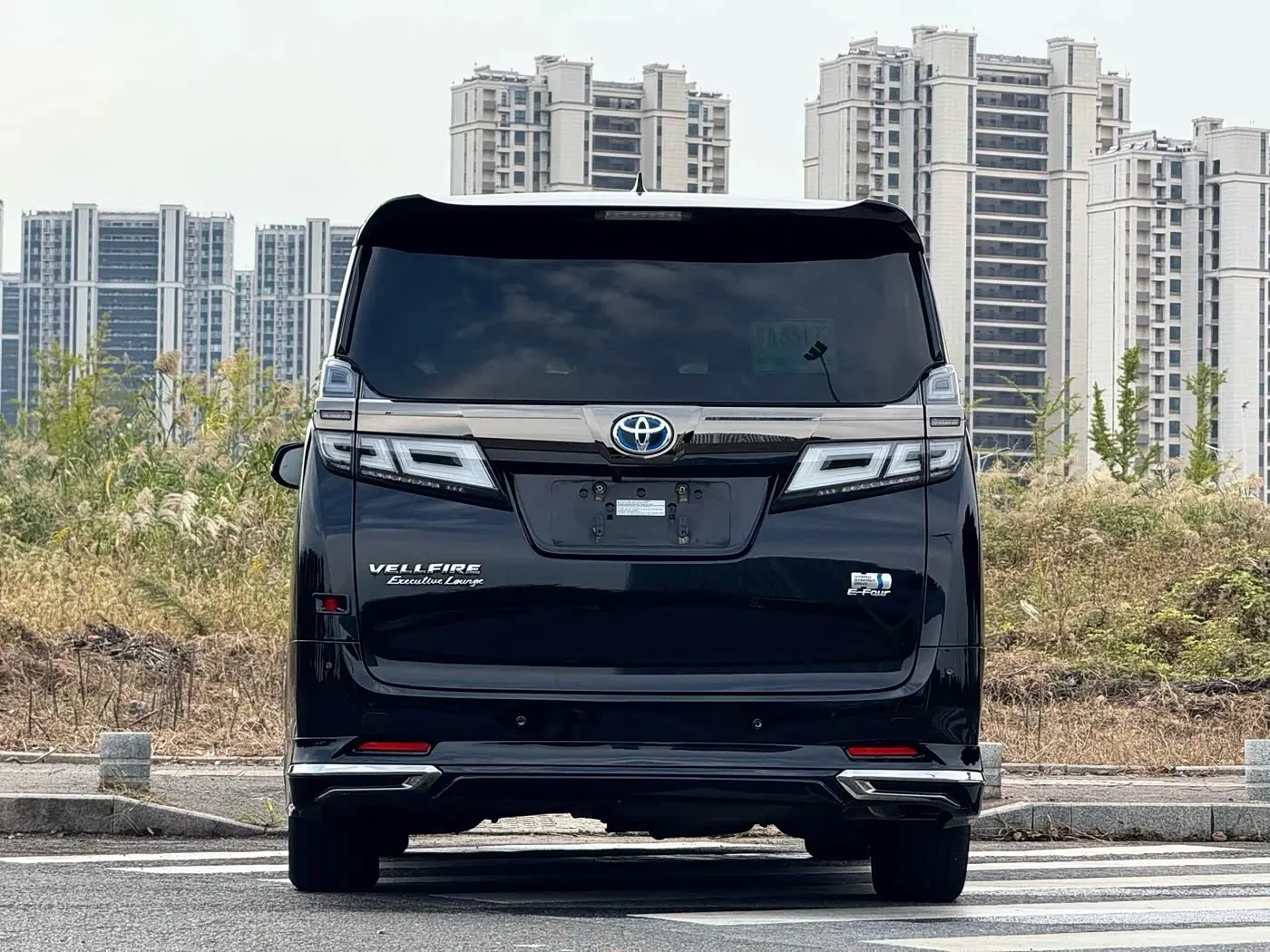 Toyota Vellfire 2021 — Photo 5/17