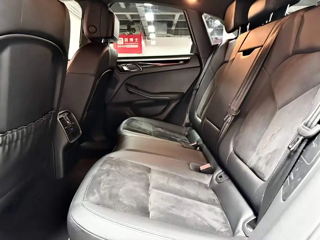 Porsche Macan 2017 — Photo 9/9
